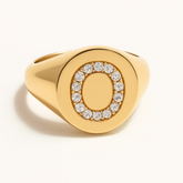 "O" 9ct yellow gold diamond set initial O signet ring